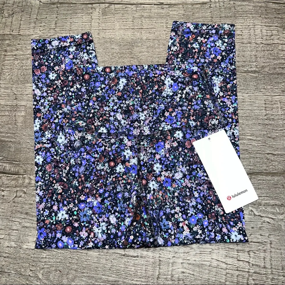 lululemon Align™ High-Rise Crop 21" FLBM FLOWER BURST MULTI - Picture 2 of 7